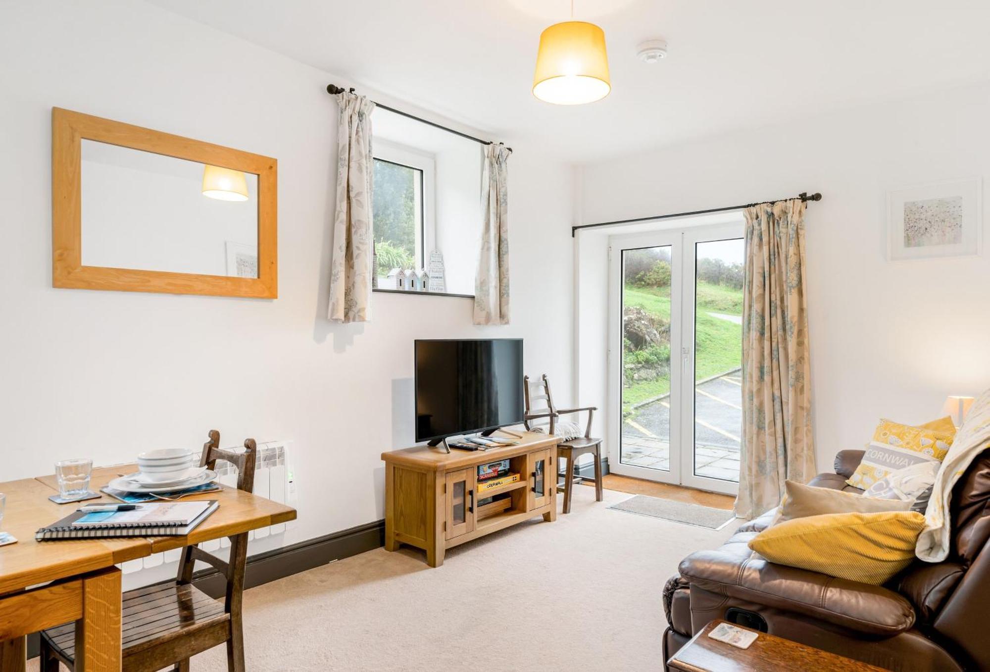 Journeys End With Stunning Sea Views From The Headland Βίλα Coverack Εξωτερικό φωτογραφία