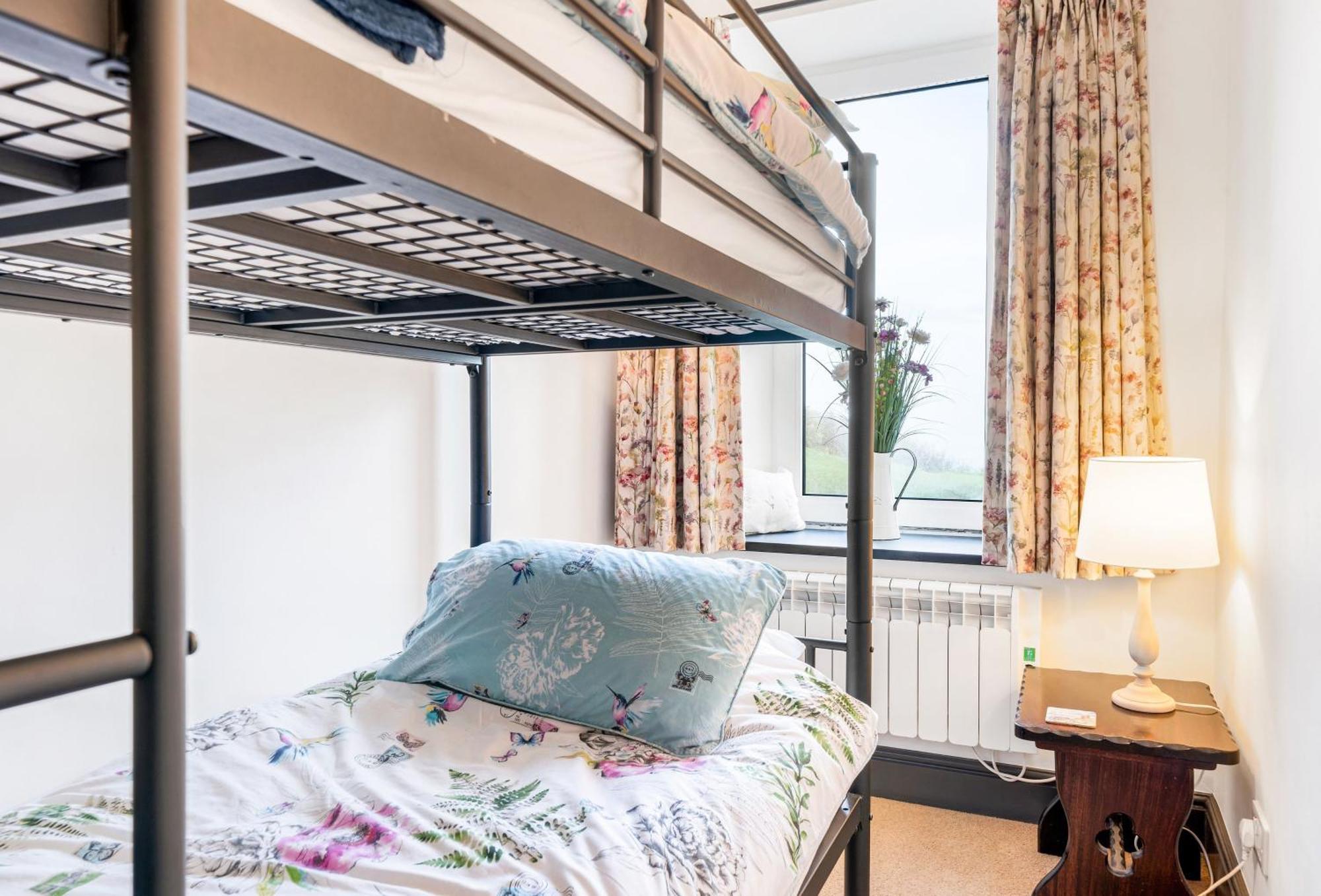 Journeys End With Stunning Sea Views From The Headland Βίλα Coverack Εξωτερικό φωτογραφία