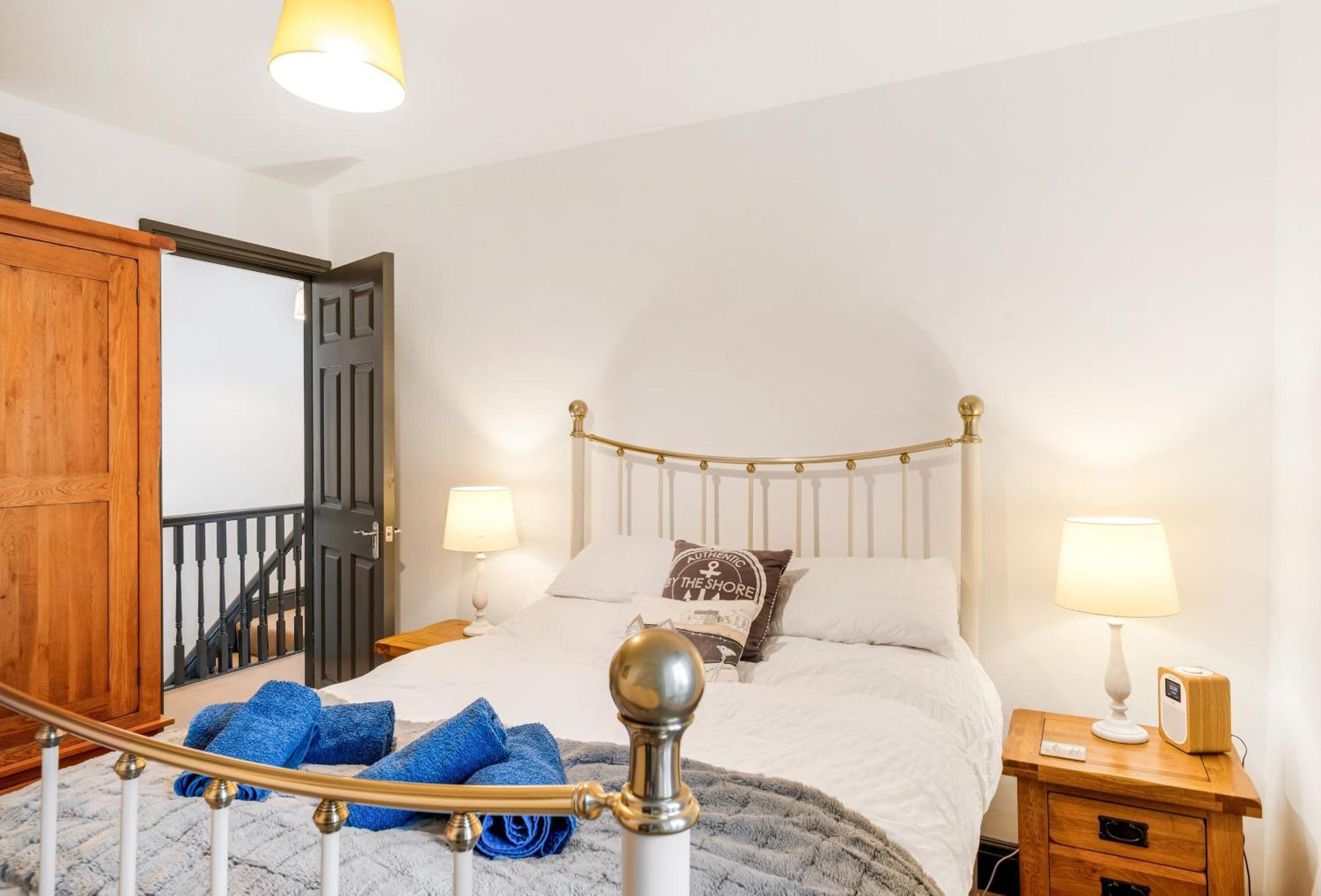 Journeys End With Stunning Sea Views From The Headland Βίλα Coverack Εξωτερικό φωτογραφία
