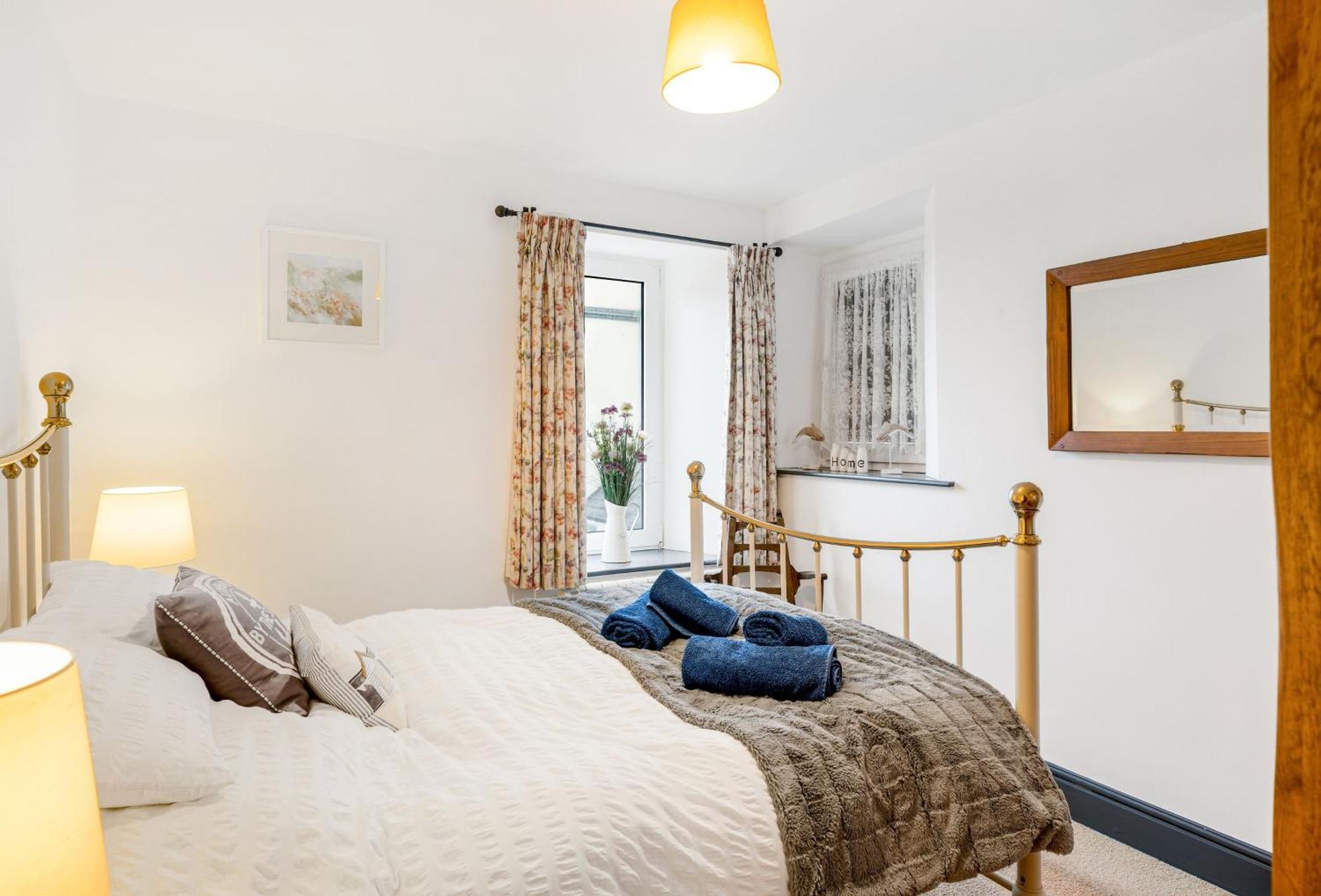 Journeys End With Stunning Sea Views From The Headland Βίλα Coverack Εξωτερικό φωτογραφία